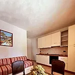 Ξενοδοχείο με διαμερίσματα Vacanze Le Buganville 3*
