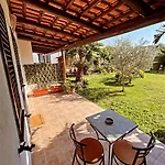 Ξενοδοχείο με διαμερίσματα Vacanze Le Buganville 3*